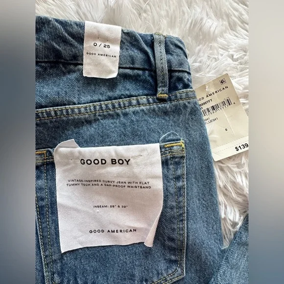NWT! GOOD AMERICAN GOOD BOY JEANS